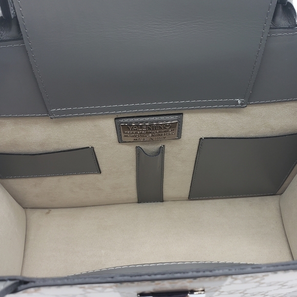 763- VALENTINO BY MARIO VALENTINO TOTE BAG - Picture 6 of 14